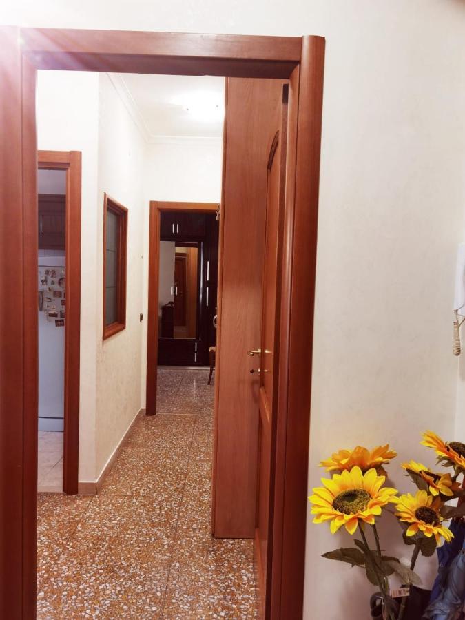 Appartamento Per Turisti E Famiglie Roma 外观 照片